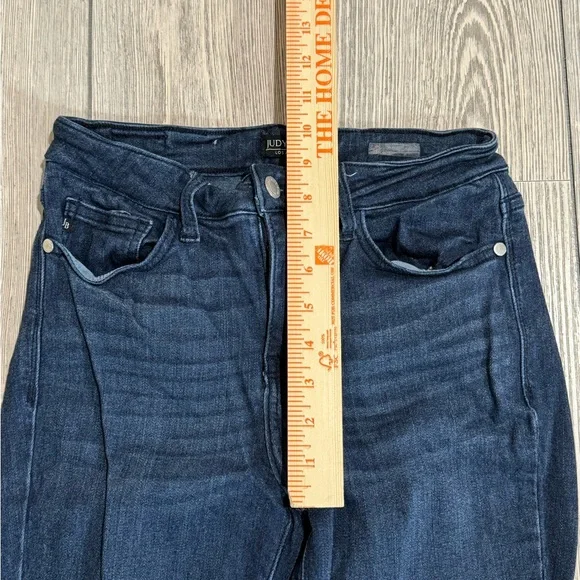 Judy Blue Dark Wash Skinny Jeans Size 5/27, Super Soft & Stretchy Denim - Picture 8 of 11